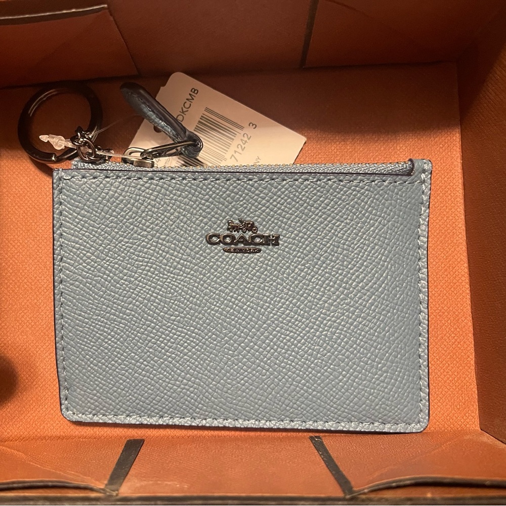 BEAUTIFUL light blue coach ID holder